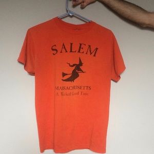 VINTAGE Mens Tshirt